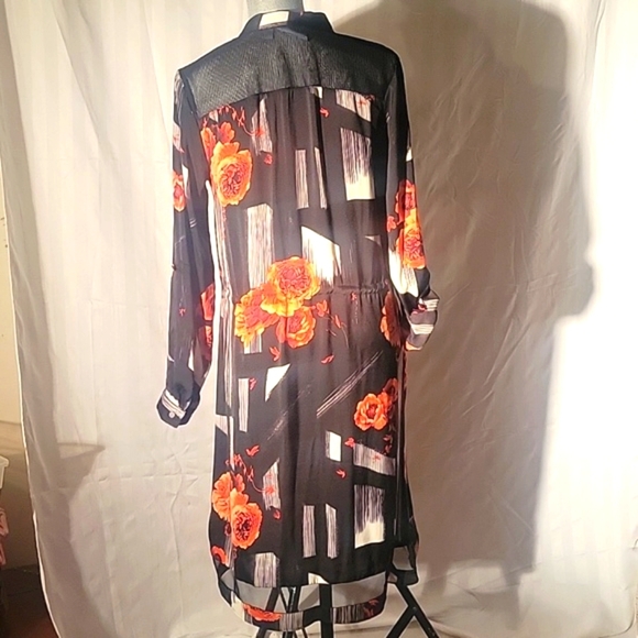 Simply Vera, Vera Wang Black & Floral High-Low Hem Dress Size: M - Picture 5 of 10